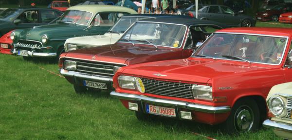 Die Modellauswahl der Opel Oldtimer war grad in den Baudekaden der 30er und